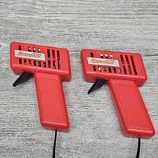 SpeedTrax Slot Car Track Controllers Pair Set Of 2 Red Handheld Throttles