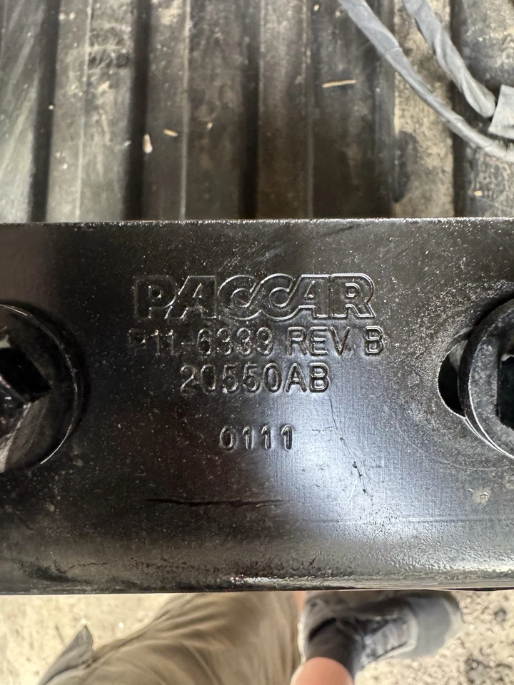 Luces traseras P11-6339 y P11-6339R para Peterbilt Paccar Kenworth con arnés Foto 3 de 4