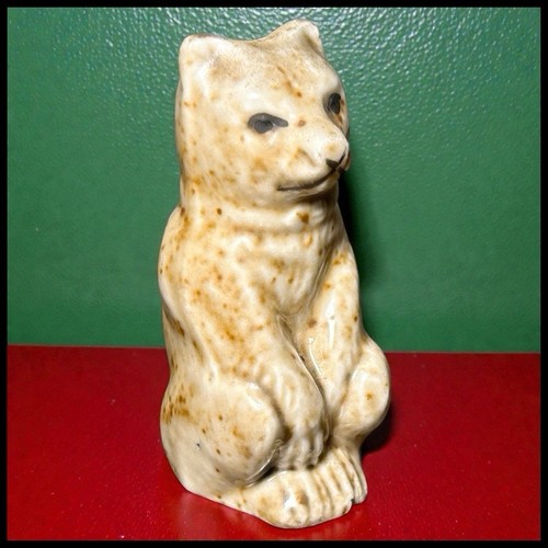 Antique Victorian Staffordshire Figural Cat Pie Vent Mottled Brown Glaze 19th C