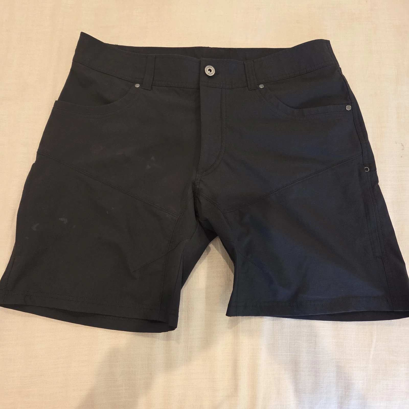 Kuhl Men's Shorts Size 36 black