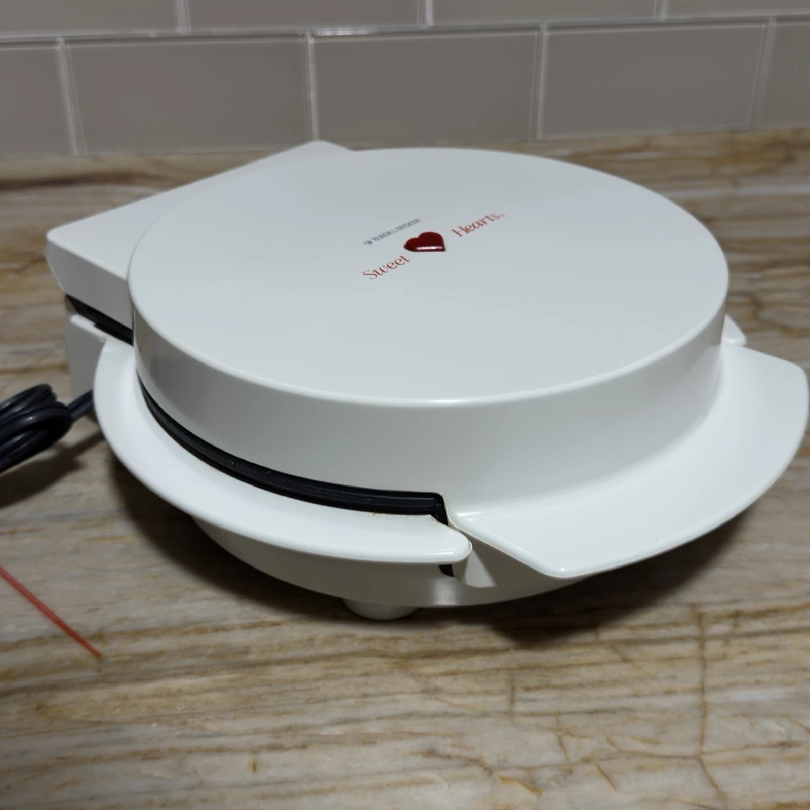 Vtg Black & Decker Sweet Hearts Waffle Maker G12 Heart Shape Iron CLEAN Tested