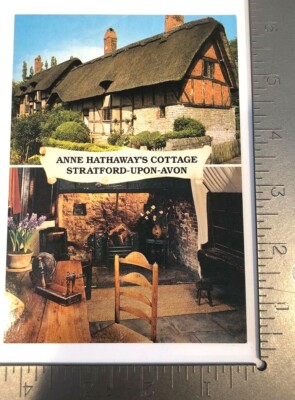 Vintage Postcard Anne Hathaways Cottage Stratford-Upon-Avon Unposted