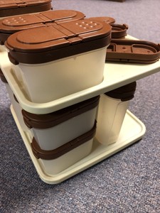 tupperware spice holder