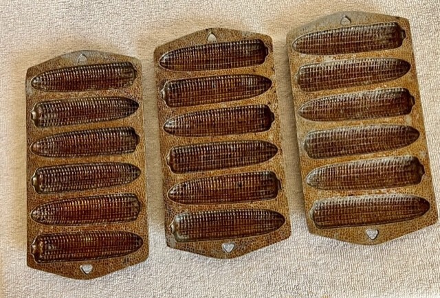 Vintage Corn Bread Baking/muffin pans/mold set of 3 Makes 6 Pieces ea.