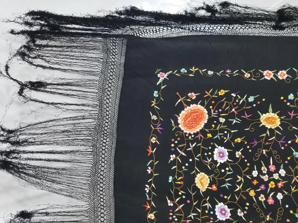 Vintage Chinese Silk Hand Embroidered Floral Piano Shawl 45x44 inches - Image 3 of 4