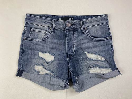 28x3) Distressed Denim Short 