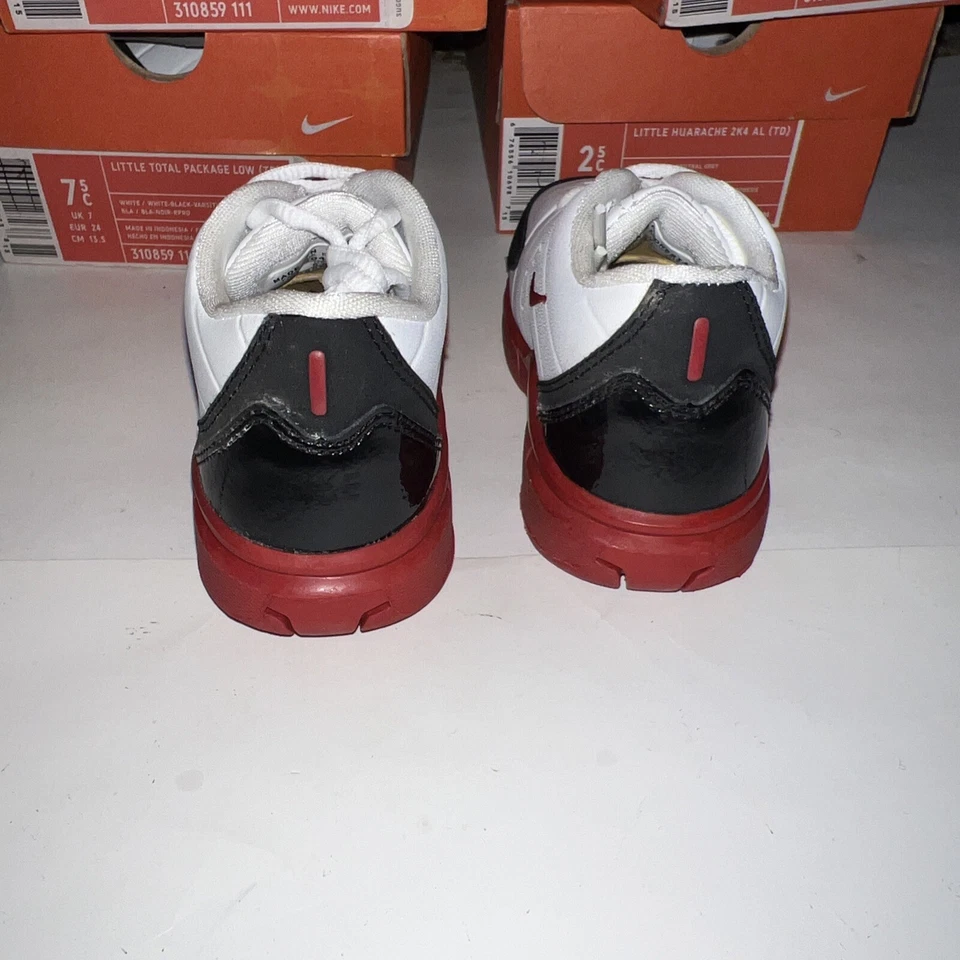 Paquete Total OG NIKE Baby Little Talla 2.5c Blanco Negro Rojo Desde 2005 310859-111 Foto 3 de 4