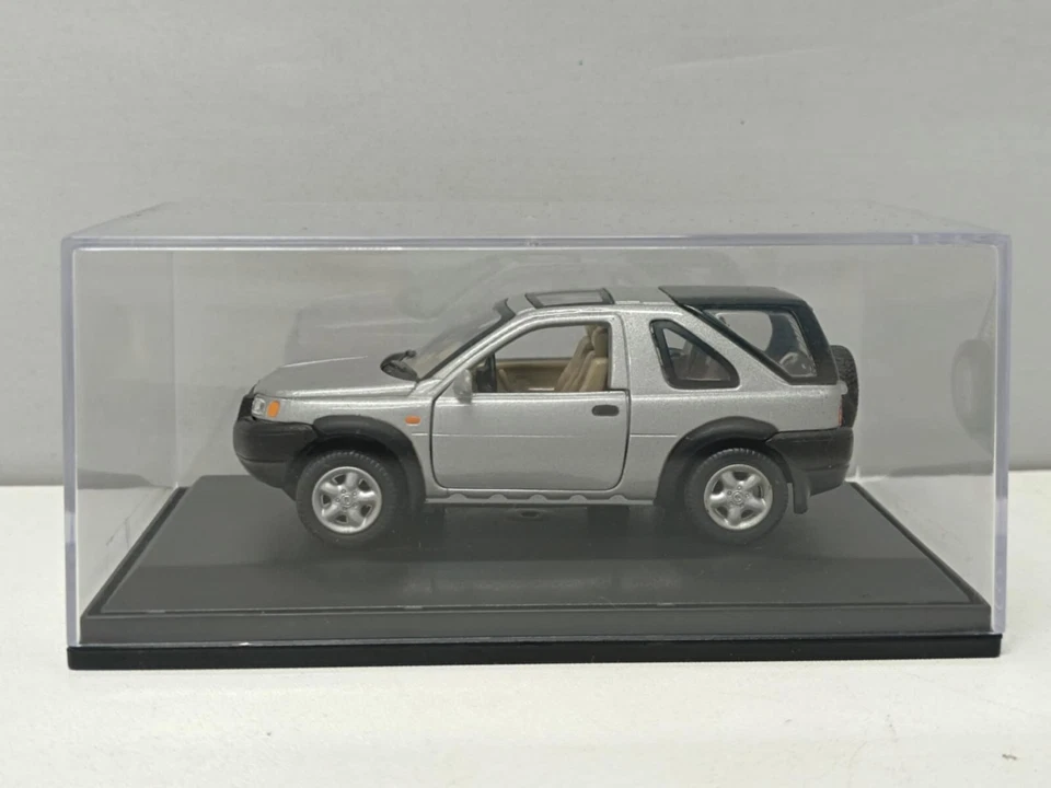 Land Rover Freelander 1997 Grigio - Cararama Hongwell 1:43 Usato in Teca Rare - Immagine 2 di 4