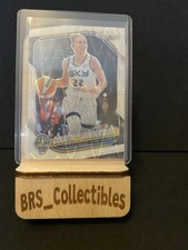 2025 Panini Prizm WNBA Courtney Vandersloot #124 Chicago Sky White Seismic Prizm