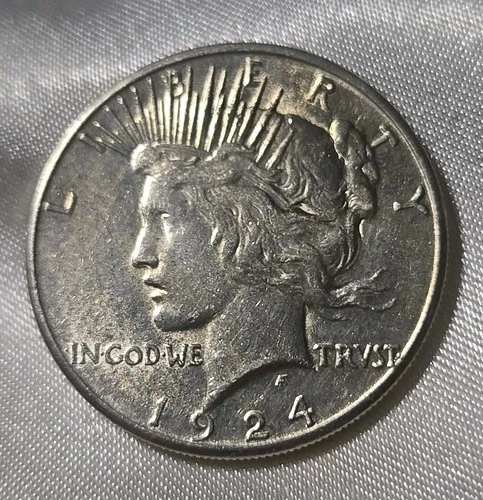 1924 S PEACE SILVER DOLLAR - AU+