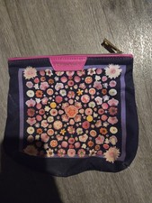 Est e Lauder Floral Navy  Pink Fabric Zipper Makeup Bag   Multicolor Pouch
