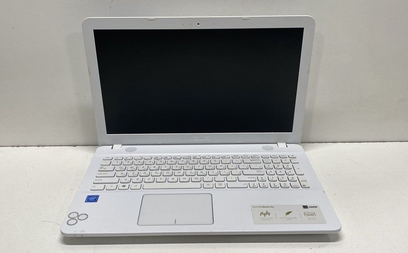 ASUS X541N Notebook PC 15.6" Intel Pentium Processor (For Parts/Repair)