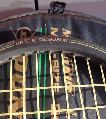Rare raquette de tennis graphite de taille moyenne Dunlop John McEnroe
