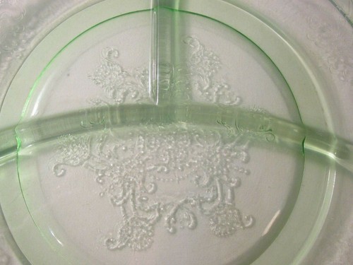 VTG 9.75" Green Round 3-Section Plate Florentine #1 By Hazel Atlas Co 1932-1935 - Picture 4 of 7