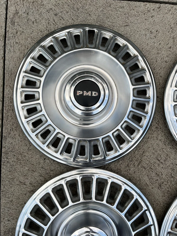 Pontiac PMD 1967-1968 14" tapacubos cubiertas de rueda Firebird Tempest Cata #5011 #505 Foto 4 de 4