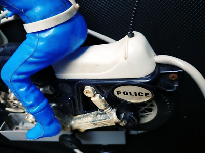 Ancienne Moto De Police Téléguidée En Tôle – Bandaï – Années 60 (occasion)