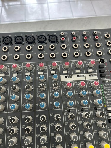 Allen & Heath zed 12FX - Foto 3 di 11