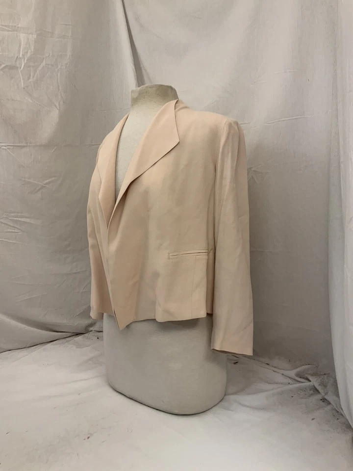 Jaqueta Cabi Blazer S Pêssego Rayon Comprimento da Cintura Manga Longa Novo sem etiquetas YGI T1-650 - Imagem 4 de 4