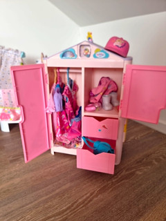 BABY born Kleiderschrank rosa mit Bügeln Kleidung Schuhe & Zubehör