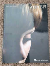 Piano/Vocal/Guitar SONGBOOK, Adele 19, Paperback, Hal Leonard