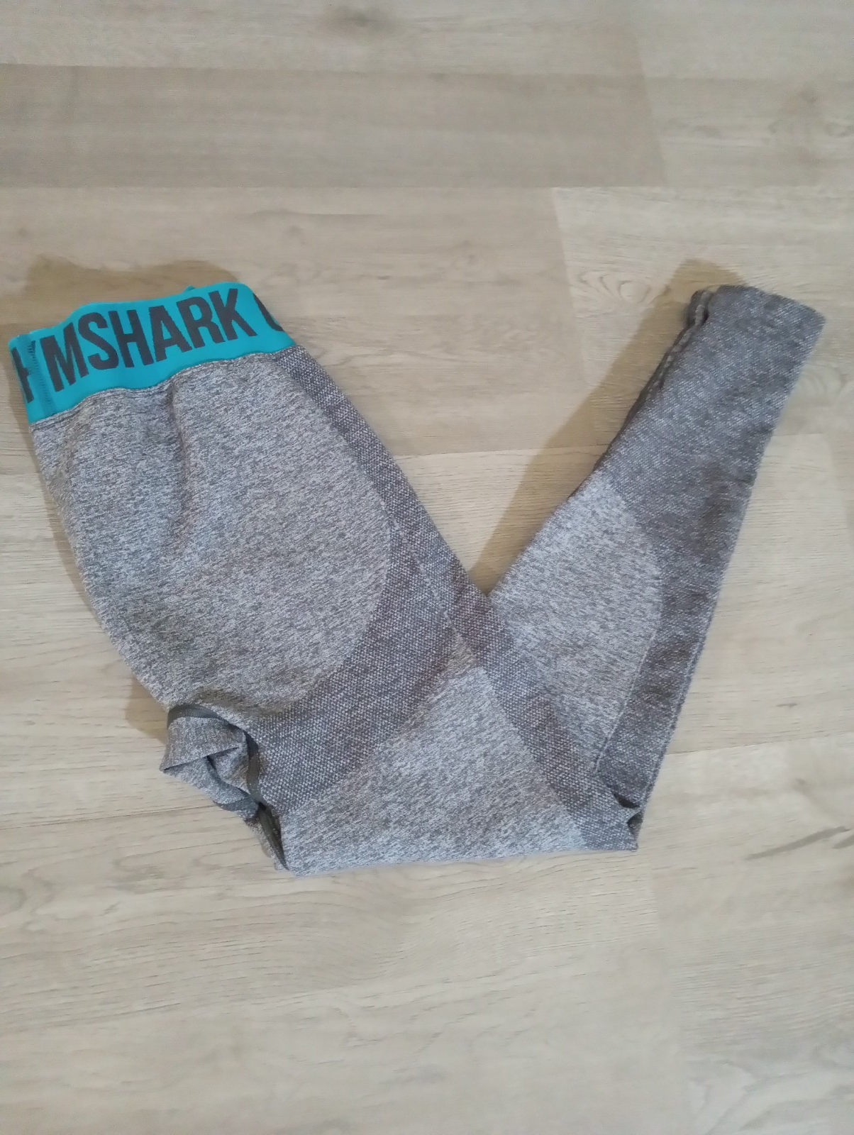 Gymshark Seamless High-Waisted Gray Leggings for Women – Medium Compression Workout