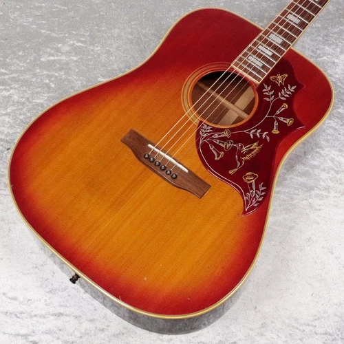 Used Gibson / Hummbird Custom 1974-1975 S/N D344423 Acoustic Guitar