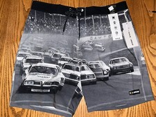 HURLEY X NASCAR MENS PHANTOM ECO NASCAR FINISH LINE BOARD SHORTS SIZE 36 18  NEW