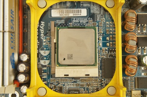 Gigabyte GA-8I875 Rev 2.0 2GB RAM IO Shield - Picture 4 of 11