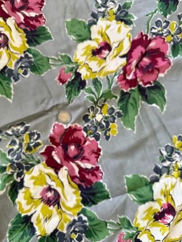 Vtg 1940's Berry Rose Yellow Floral Fabric Gray Background 3.6 Yards Linen Cottn - Picture 6 of 14