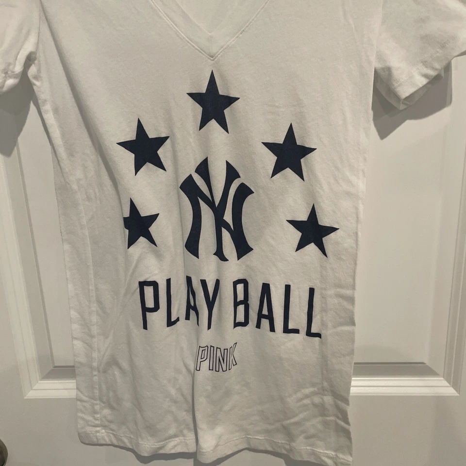 Pink  NY Yankees Ladies White Shirt Play Ball T-Shirt Size Medium Vneck - Image 2 of 4