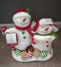 NEW Hallmark Seasons Treatings Snowmen Jingle...