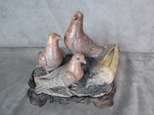 LES PIGEONS. Pierre dure