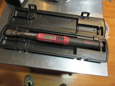 Snap-on 3/8'' drive flex-head techangle torque wrench ATECH2F100 RB works great