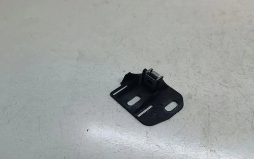 BMW 3 Touring E91 Kotflügelhalter vorne rechts 7136828 2.00 Diesel 33653805