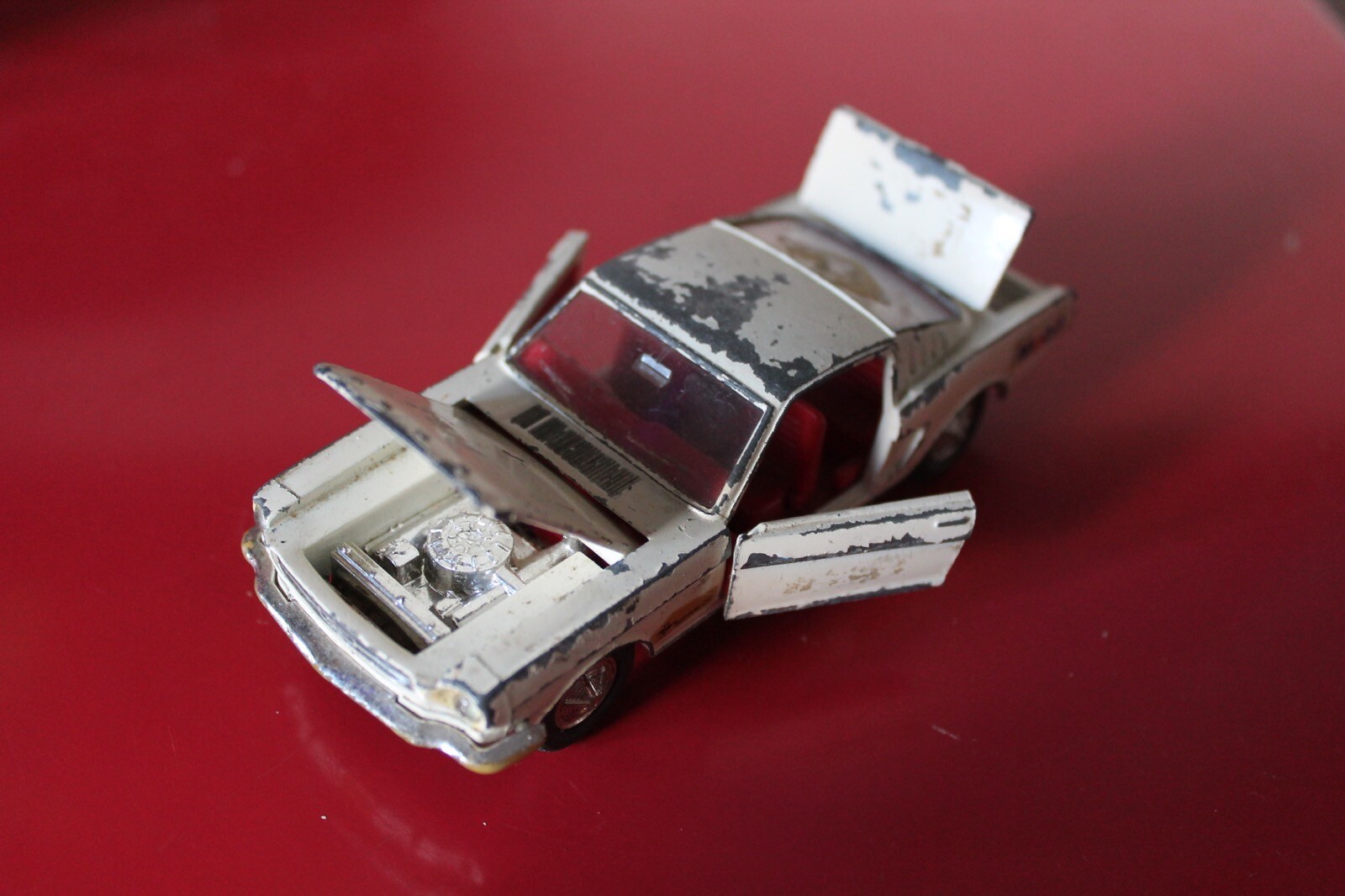 Dinky Toys 4.3” FORD MUSTANG FASTBACK 2+2 Diecast Car VINTAGE No161