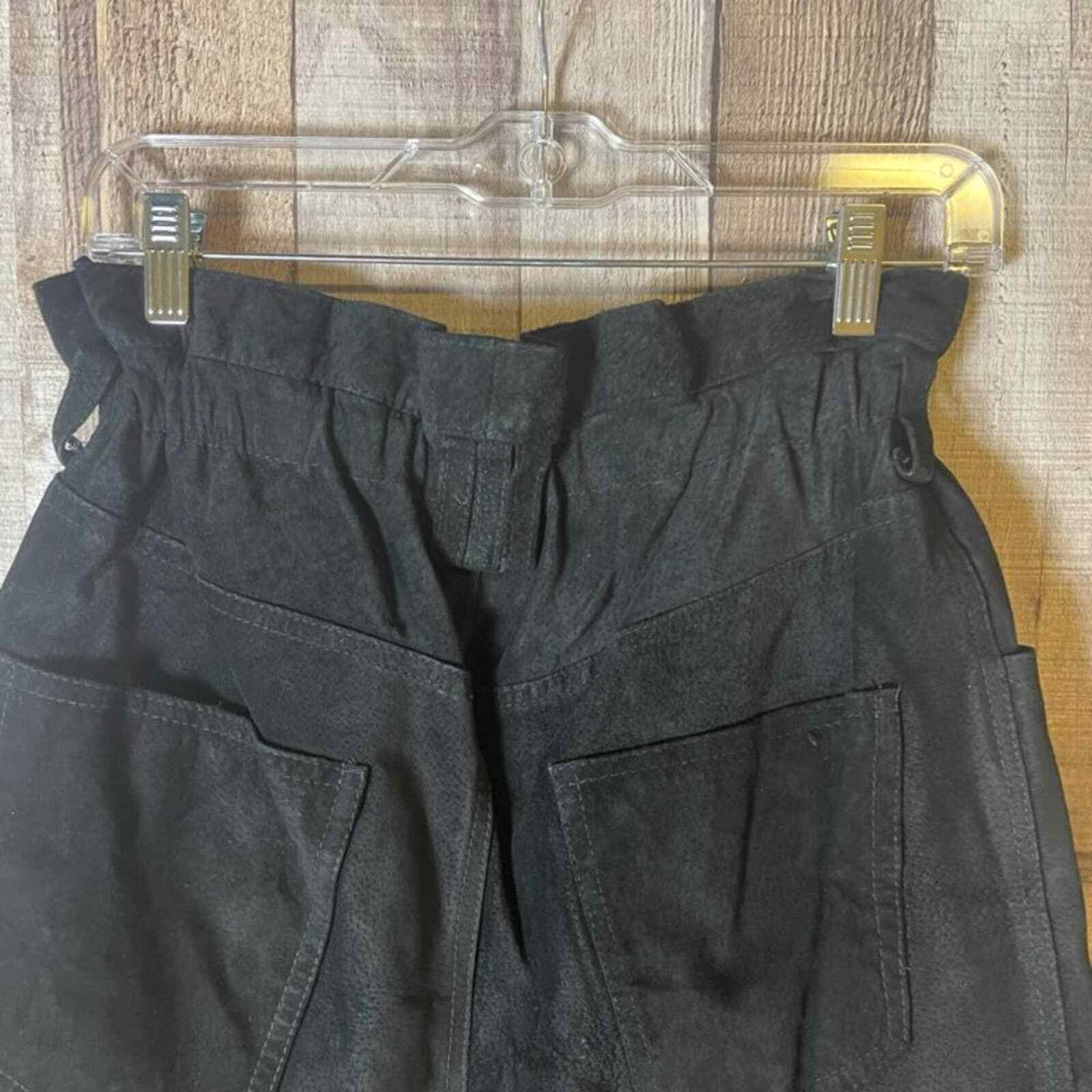 Vintage Leather Suede Culottes Shorts - image 4