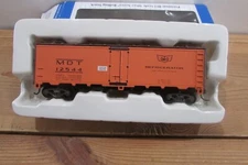 HO Scale Bachmann 19803 40' Wood Reefer American Refrigerator  Transit Company