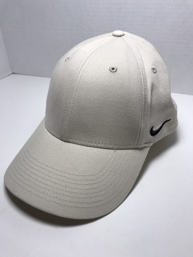 swoosh flex cap