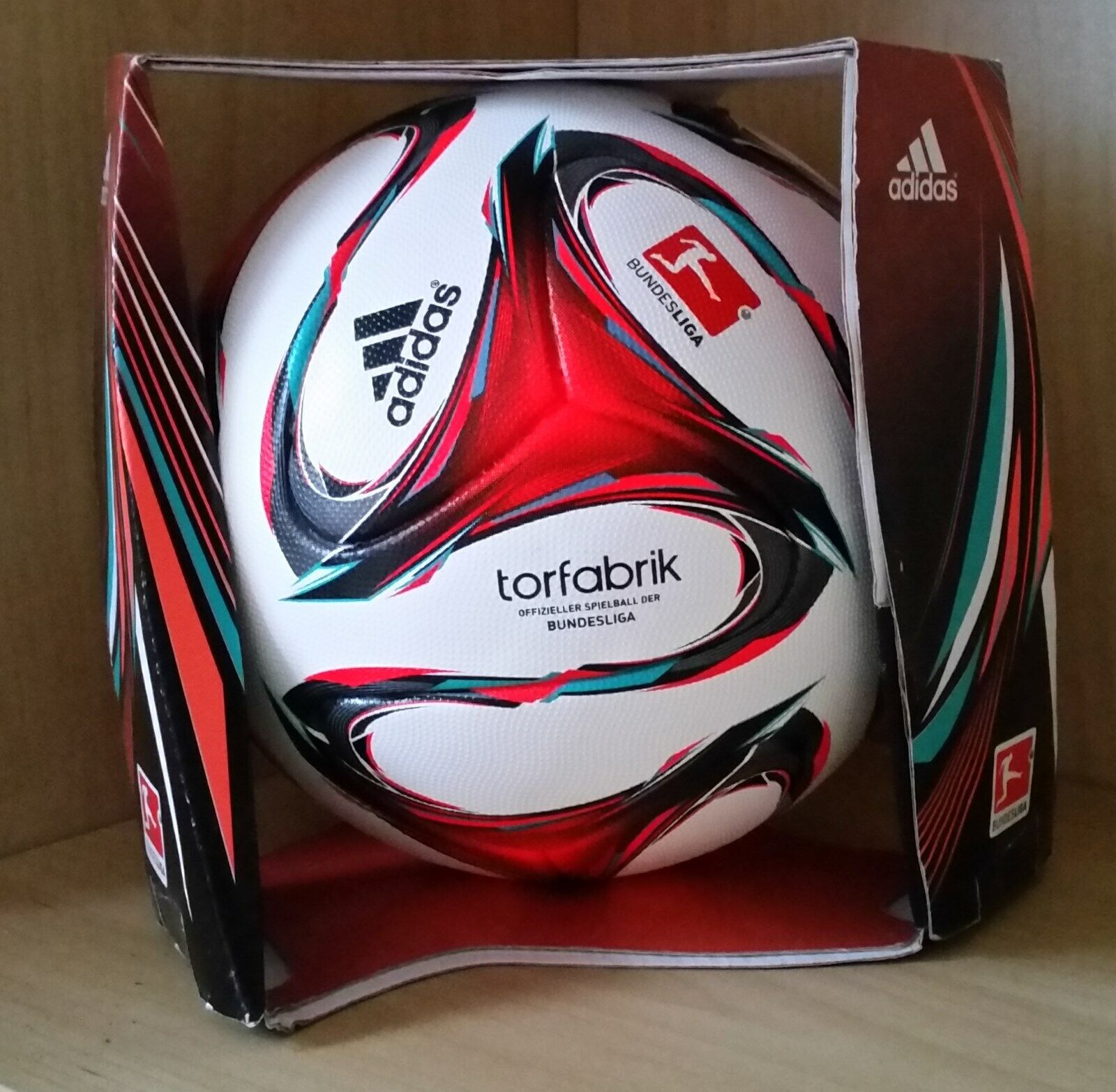 Details zu  Adidas Matchball Torfabrik 2014 Soccer Football Ballon Footgolf Voetbal Pallone Sofortige Lieferung von Lagerbeständen