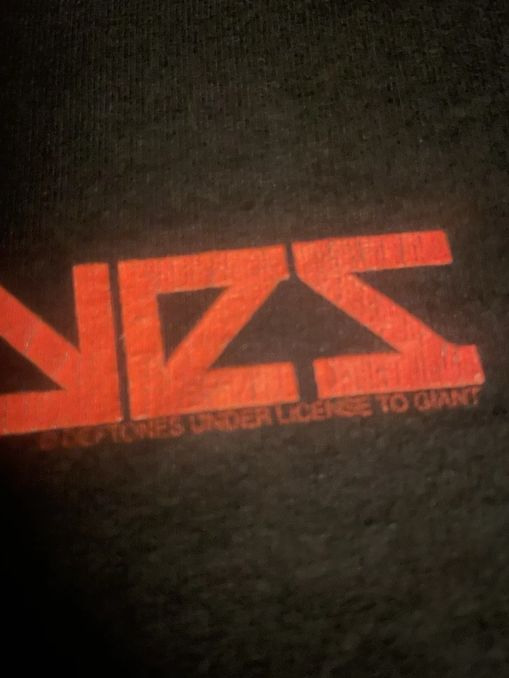 Camisa Vintage Deftones 2000 Era Pônei Branco Etiqueta Gigante G - Imagem 3 de 4