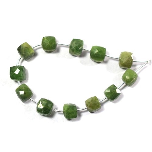 Genuine A++ Green Garnet Micro Faceted Cube Box Gemstone Craft Making Beads 6.5" - Picture 3 of 9