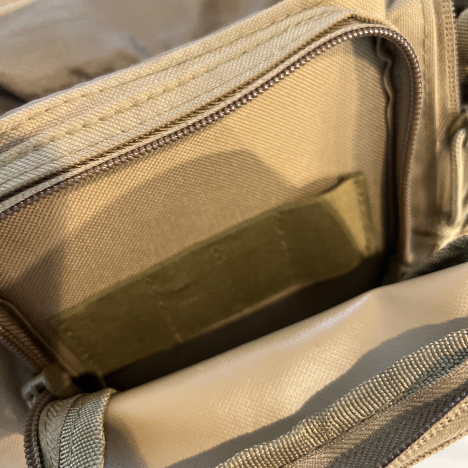 New Red Rock Outdoor Gear Hipster Sling Bag - Coyote 80138COY