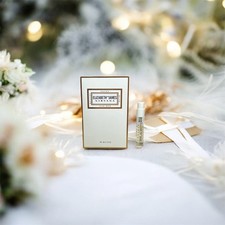 ELIZABETH AND JAMES NIRVANA WHITE EDP 2.0ml .06oz PERFUME SPRAY SAMPLE