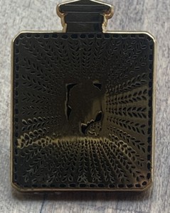 Pin's Lalique France - Bijou De Marque, Neuf Avec étiquettes, Parfait Pour Collection Ou Cadeau