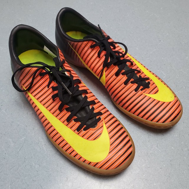 men's indoor soccer shoes