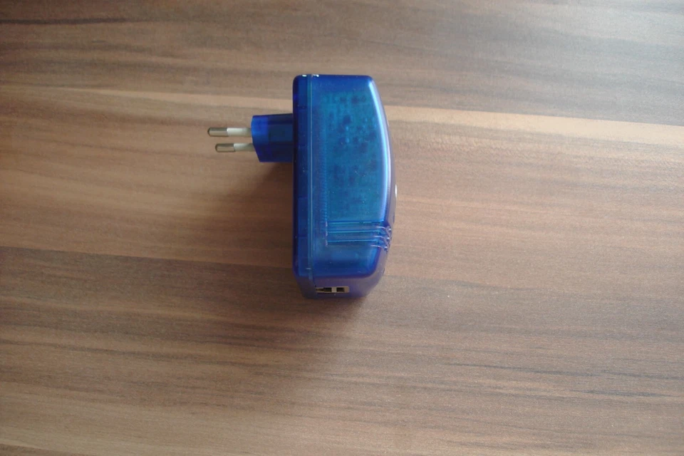 devolo MicroLink dLAN Ethernet Highspeed 85 MT2050 - Bild 2 von 2