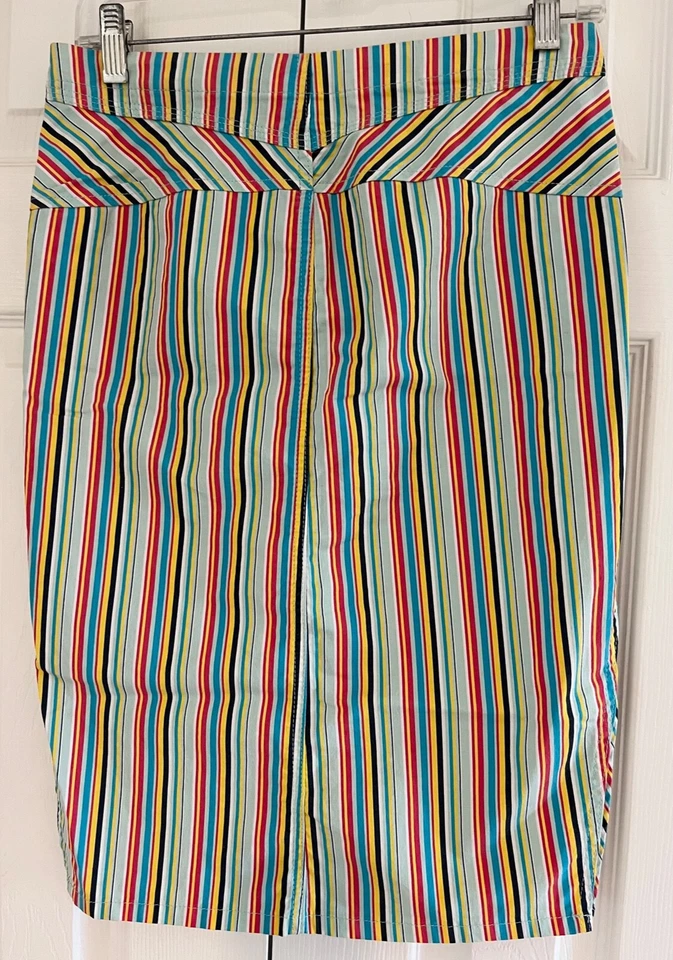 Falda lápiz DIESEL multicolor a rayas - Talla 26 - ¡Perfecta para el verano! Foto 4 de 4