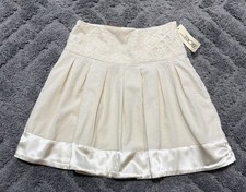 Cherokee Ivory Lined Pleated Floral Lace Mini Skirt Girls Youth Size M7/8 New