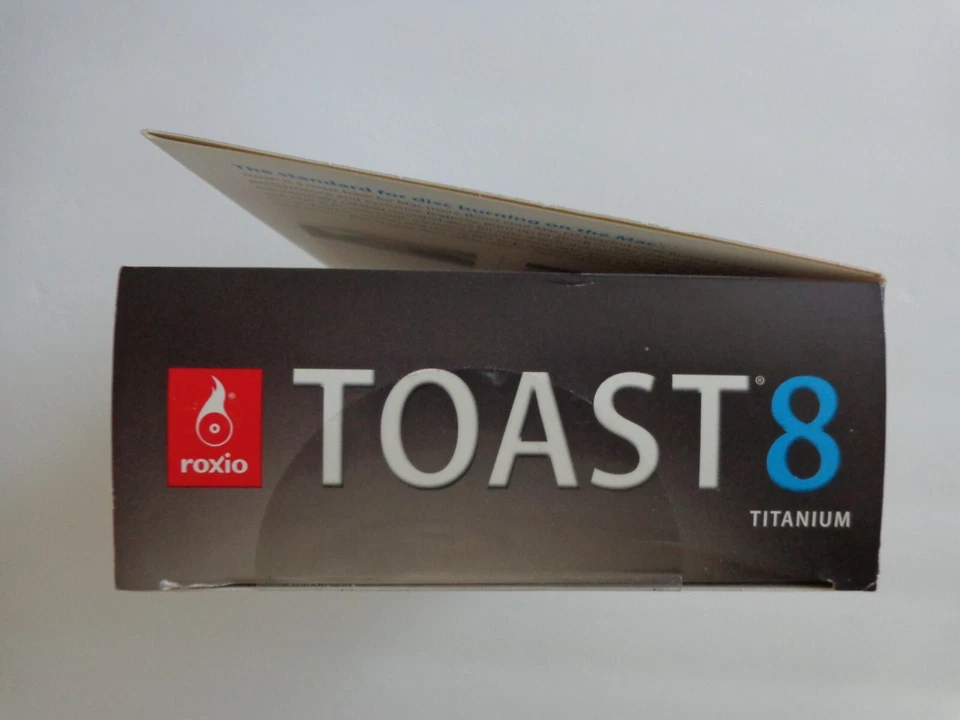 Roxio Toast® 8 Titanium for MAC - 231000   (BRAND NEW, SEALED) - Image 4 of 4