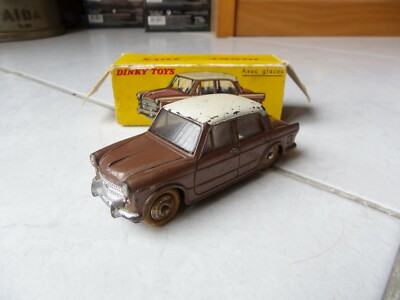 Dinky Toys F 531 Fiat 1200 Grande Vue - Miniature 1/43 - Moulé Sous Pression - France - Marron